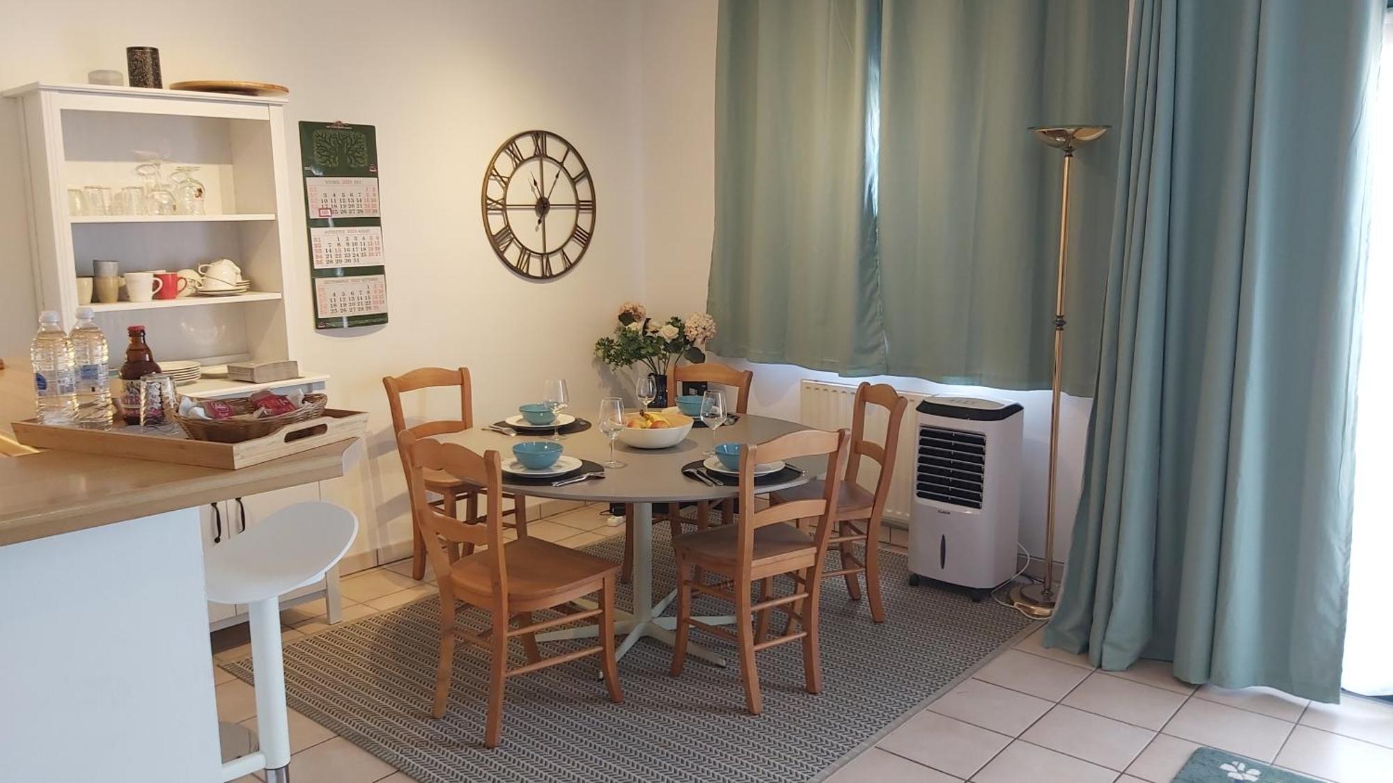 Lln Lodge Louvain-la-Neuve Zewnętrze zdjęcie