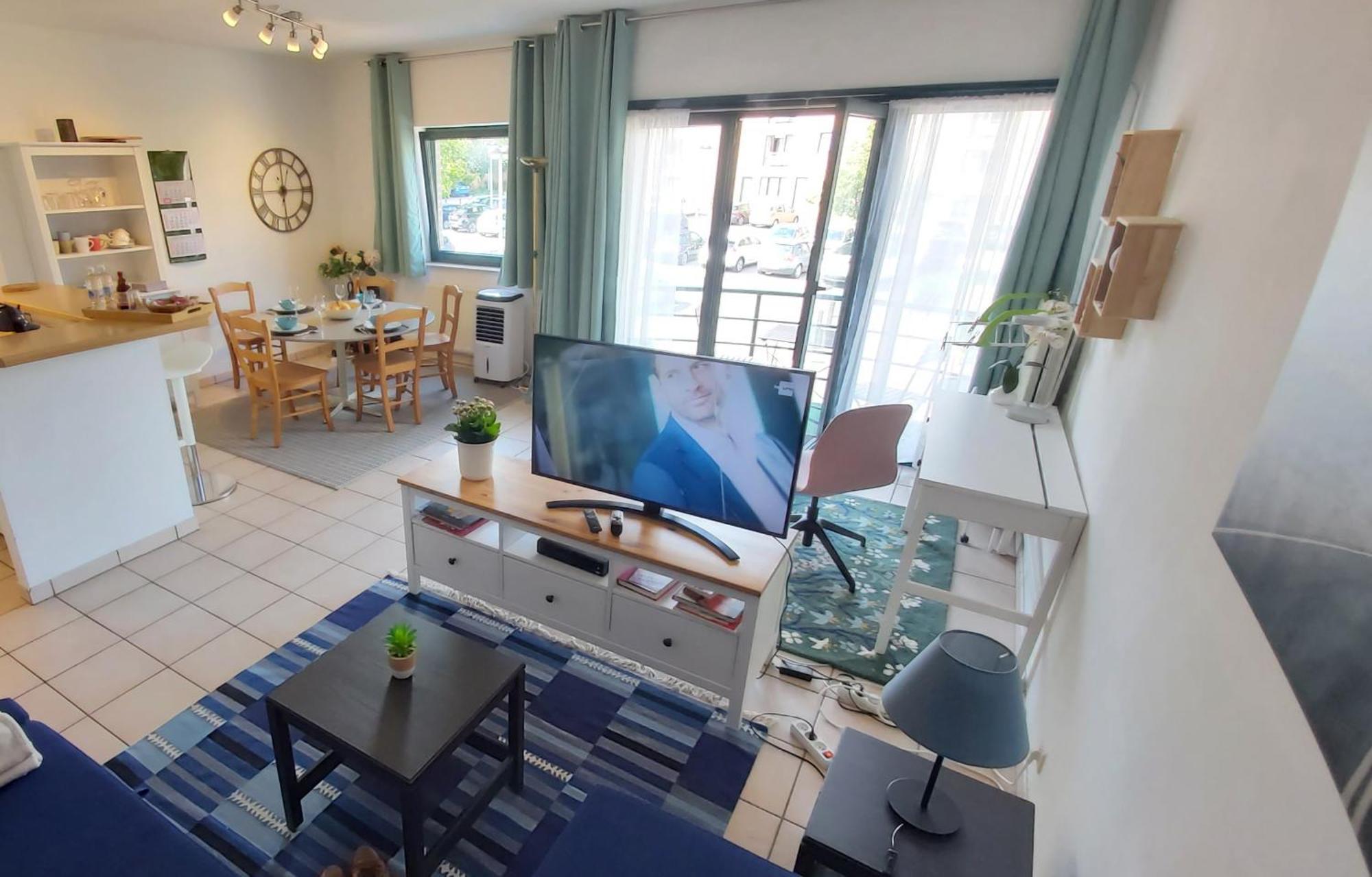 Lln Lodge Louvain-la-Neuve Zewnętrze zdjęcie